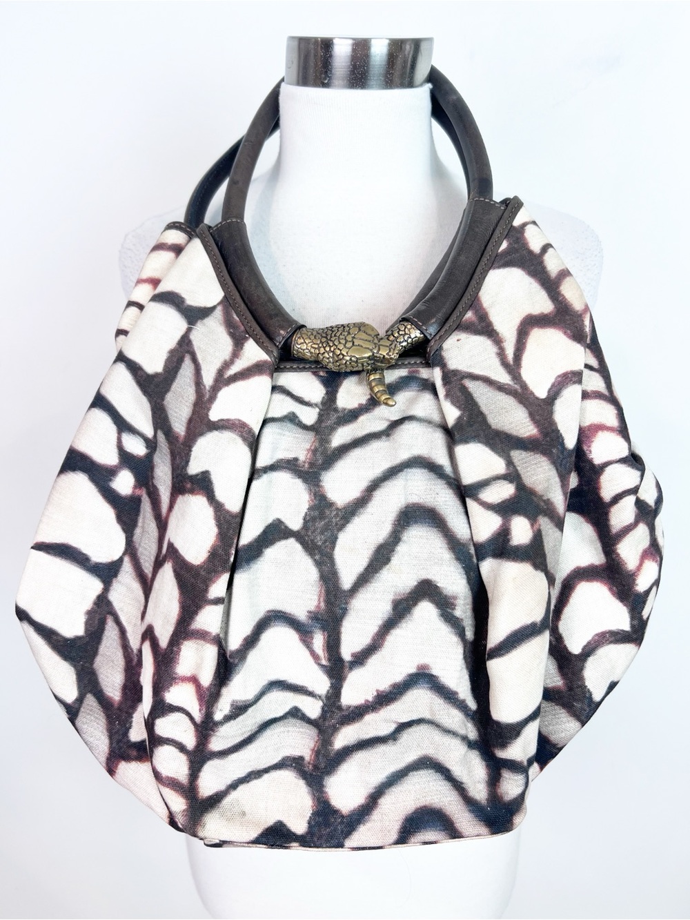 JIMMY CHOO DIEGO SHELL PRINT CANVAS HOBO PURSE BRASS SNAKE CHARM